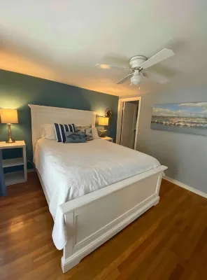 #3 Bright 1-Bdrm suite downtown with parking - Apartments