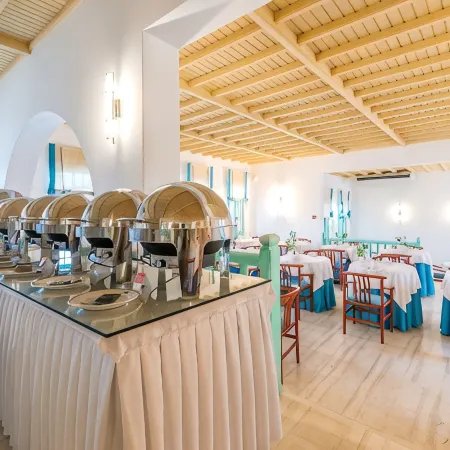 Poseidon Hotel Suites