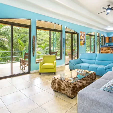 Manuel Antonio, Private Pool Jacuzzi, Pool table, Gated community