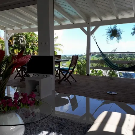 Superb Villa Ti 'Punch modern comfort in Guadeloupe