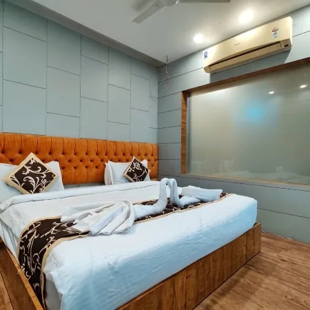 Hotel Prashant International
