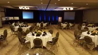 DoubleTree by Hilton Hotel Libertyville - Mundelein - breakfast