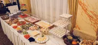 Hotel Wellness & Spa Nowy Dwór - Bữa sáng