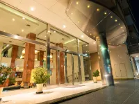 Icaro Suites Hotels near Once Station