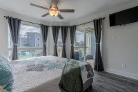 Steps to the beach - New remodeled townhome - Ocean view - 자쿠지