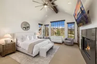 Breck Mansion- Mountain Views, Hot Tub, Sauna, Guest House, Golf Course - Mountain view