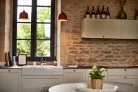 Former convent from the 17th, renovated, private garden, Beaune center - Homestays