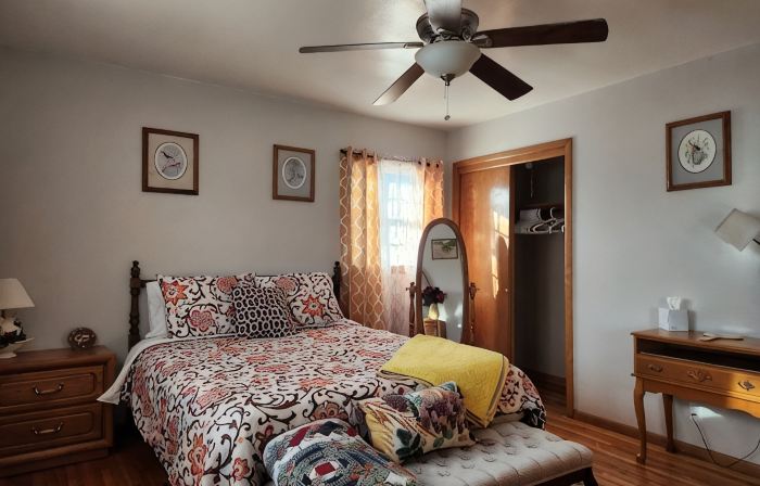 Charming Family 1-level and pet-friendly Home
