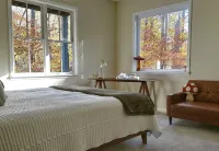 Buford Forest Retreat- Fire Pit - 5 Bdrms- Sleeps 13 - Water Park, Venues, Golf! - 4-نجوم