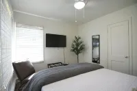 2 Bedroom Cul De Sac Cottage in Town - 3 étoiles