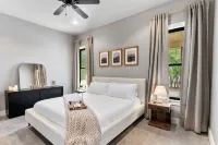 Smoky Hill Ranch, 8 Acres, 2 Homes, Events, Sport Court, Fishing, & Fire Pits - 4성급