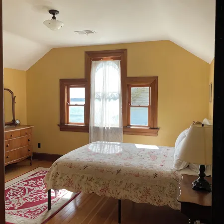 Point Robinson Lighthouse - Keeper's Quarters B