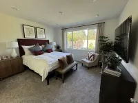 New 3B Home / near Sequoia, EV, +More - Hot Tub