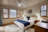 Torreon Cardinal Landing Cabin With Party Garage - Bintang 3