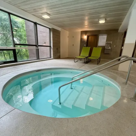Best Western Plus Kelly Inn