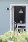 Charming 2-bedroom home in quiet neighborhood - 2-نجوم