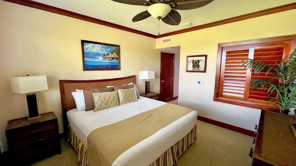 Affordable 2 Bedroom Family Vacation Villa with Direct Ocean Views