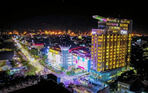 Karebosi Premier Makassar - parking