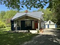 Lexington Stays. Close to town and beach! - 3-Star