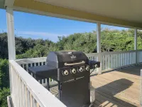 Stunning Oceanfront Beach House near Holly Beach w/balcony & awesome beach decor - 3-stjärniga