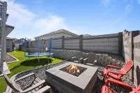 New house! Hot Tub and fire-pit waiting for you. - 4-Star