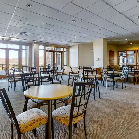 Top Floor Deer Valley Gondola Lakefront Condo- Great views
