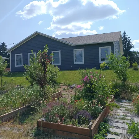 Highway 2 Modern Cottage