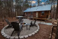 The Cabin At Hurdle Mills - Hot Tub & Fire Pit - Homestays