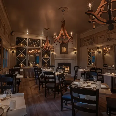 Farmhouse Inn