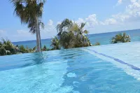 Beachfront Home and Pool, 4Br/4 Bathrooms - Pool