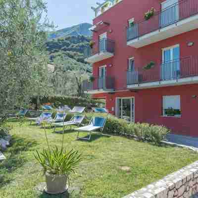 Residence "La Pergola" central area, garden, swimming pool, parking Hotel Exterior