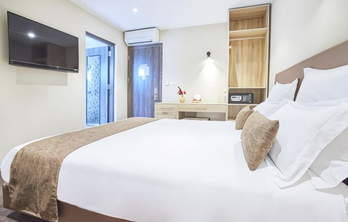Fly Inn Madagascar Hotel - Navette Gratuite H24 - à 300m de l'Aéroport International