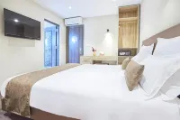 Fly Inn Madagascar Hotel - Navette Gratuite H24 - à 300m de l'Aéroport International - พร้อมWifi