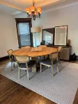 The entire FLAT.  Stay Like You Own! Central AIR. TWO FULL BATHROOMS. Unique. - 公寓