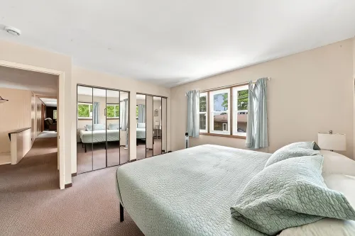 Phenomenal 6-Bedroom Cottage with AC in Charming Cadillac - 3 stjerner