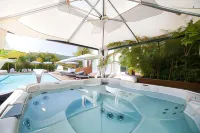 Tobago - Bathtub