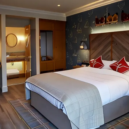 The Boathouse Inn & Riverside Rooms