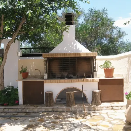 Treehouse Holiday Homes