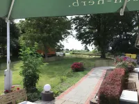 Hoffmanns Holsteinisches Haus Hotels in der Nähe von Modellbahn-Zauber