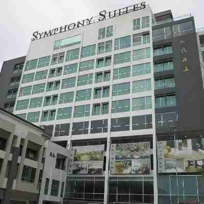 Symphony Suites Hotel Hotel Exterior