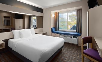 Americas Best Value Inn and Suites Racine