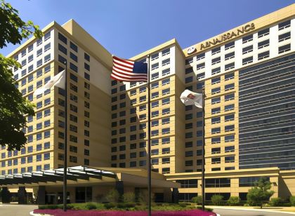 Renaissance Chicago O'Hare Suites Hotel