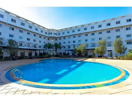 Sky Casa Airport Отели рядом с достопримечательностью «Терминал 2 аэропорта Мухаммед Пятый»