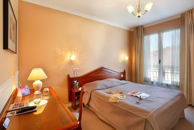 Hostellerie des Trois Pigeons, Paray-Le-Monial Hotels in Paray-le-Monial