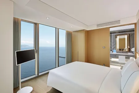 Wyndham Grand Busan Ijin