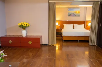 Three 888 Hotel