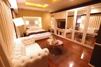 Blue Hotel Octa (Adult Only) Hotels near Sapporoekimae Dori