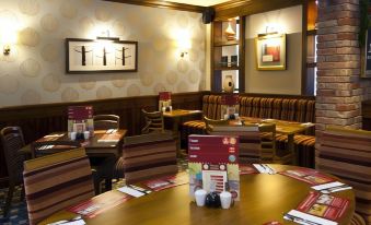 Premier Inn Warrington Central North