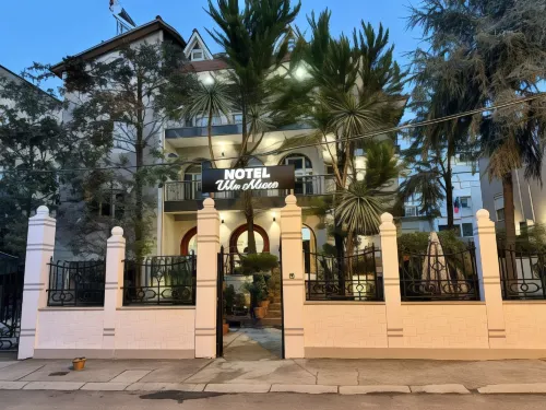 Vila Alizee Hotel Hôtels à : Tirana