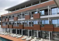 이코네스 스위트